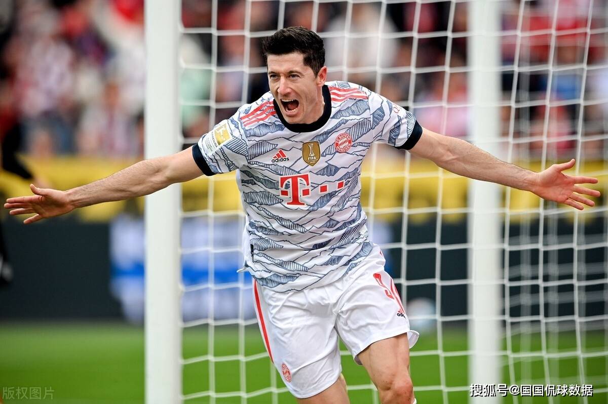 训练课后突围战来临,本菲卡围绕世预赛外线爆发,目标明确,赛季目标并未改变的简单介绍 训练课后突围战来临,本菲卡围绕世预赛外线爆发,目标明确,赛季目标并未改变的简单介绍