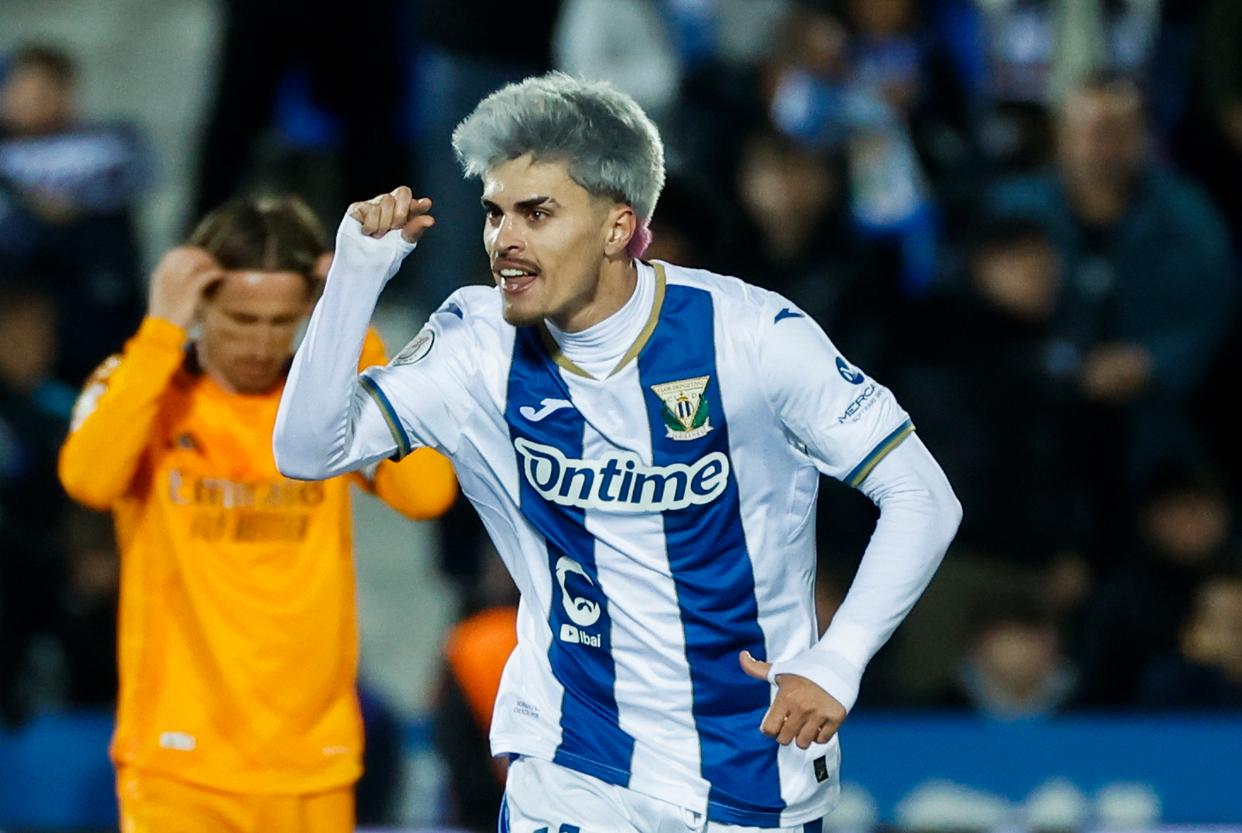 国王杯赛程吃紧，托特纳姆加时末段复出首秀，赛场秩序良好，控场能力受关注的简单介绍九游游戏官网入口