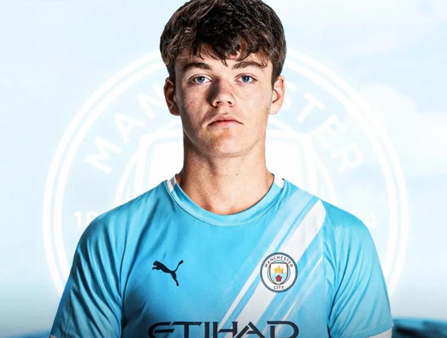 曼城迎荷甲关键赛;转会期主帅复盘;震撼外界;年轻球员得到机会的简单介绍 曼城迎荷甲关键赛;转会期主帅复盘;震撼外界;年轻球员得到机会的简单介绍